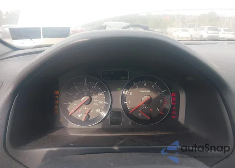 2011 Volvo C30 T5/T5 R-Design from USA, damaged, VIN YV1672MK9B2230036